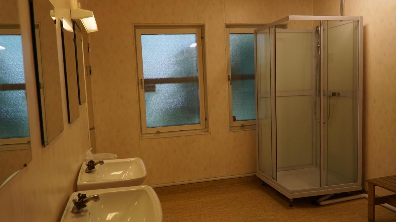 Bredängs Hostel Stockholm Exteriör bild